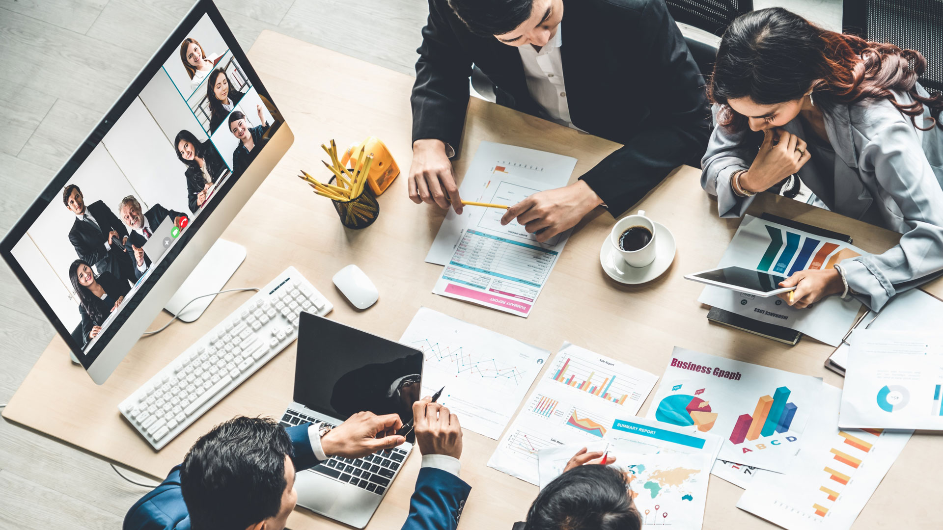 Liderazgo y Gestión de Equipos Híbridos